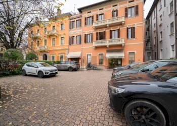 Edificio all\'aperto - Trilocale Piazzale Genarale Carlo Alberto Dalla Chiesa
 
3, Parma - foto 3