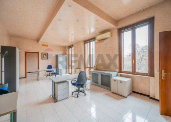 Ufficio - Trilocale Piazzale Genarale Carlo Alberto Dalla Chiesa
 
3, Parma - foto 32