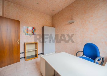 Ufficio - Trilocale Piazzale Genarale Carlo Alberto Dalla Chiesa
 
3, Parma - foto 40