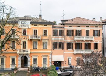 Edificio all\'aperto - Trilocale Piazzale Genarale Carlo Alberto Dalla Chiesa
 
3, Parma - foto 48