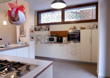 Cucina - Villa Bifamiliare Viella Pasquale Salvatores
 
11, Caserta - foto 8