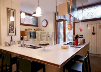 Cucina - Villa Bifamiliare Viella Pasquale Salvatores
 
11, Caserta - foto 10