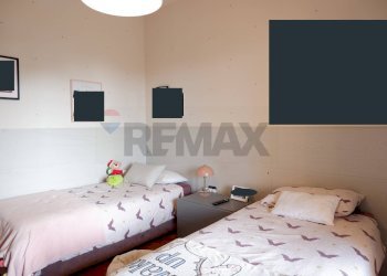 Cameretta 1 - Villa Bifamiliare Viella Pasquale Salvatores
 
11, Caserta - foto 28