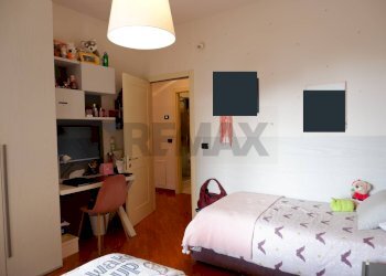 Cameretta 1 - Villa Bifamiliare Viella Pasquale Salvatores
 
11, Caserta - foto 29