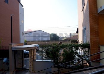 Spazio condominiale - Villa Bifamiliare Viella Pasquale Salvatores
 
11, Caserta - foto 49