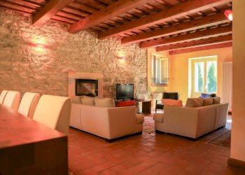 Sala da pranzo - Villa Grotte Sotto le Noci
 
snc, Fabriano - foto 12