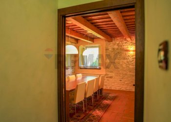 Sala da pranzo - Villa Grotte Sotto le Noci
 
snc, Fabriano - foto 18