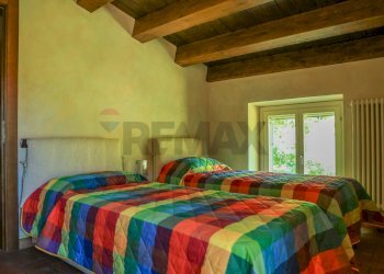 Camera / camera da letto - Villa Grotte Sotto le Noci
 
snc, Fabriano - foto 20