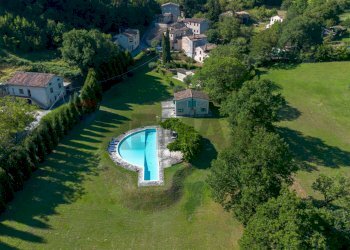 Piscina - Villa Grotte Sotto le Noci
 
snc, Fabriano - foto 26