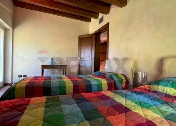 Camera / camera da letto - Villa Grotte Sotto le Noci
 
snc, Fabriano - foto 32