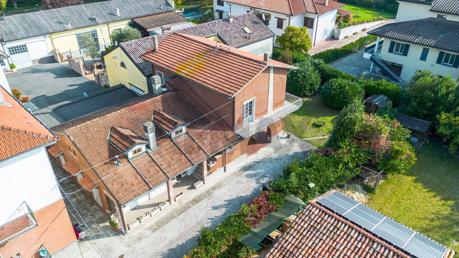 Casa all\'aperto - Semi-detached house Via Giacomo Puccini
 
7, Busseto - photo 3