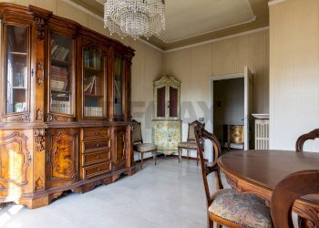 Sala da pranzo - Casa semi indipendente Via Giacomo Puccini
 
7, Busseto - foto 9