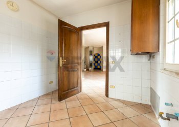 Stanza vuota - Casa semi indipendente Via Giacomo Puccini
 
7, Busseto - foto 26