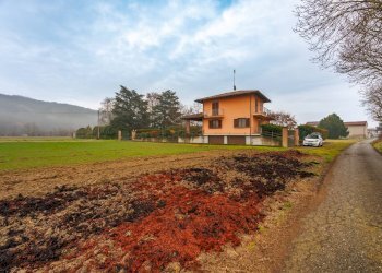 Foto 1 - Villa Via Ivrea, Borgomasino - foto 1
