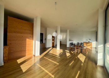 Foto 9 - Shop via Marchesani
 
25, Palazzo Pignano - photo 9