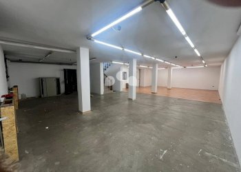 Foto 24 - Shop via Marchesani
 
25, Palazzo Pignano - photo 24