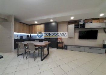 soggiorno e cucina - Bilocale Esenta, Lonato del Garda - foto 16