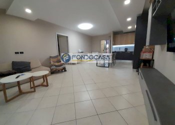 soggiorno e cucina - Bilocale Esenta, Lonato del Garda - foto 23