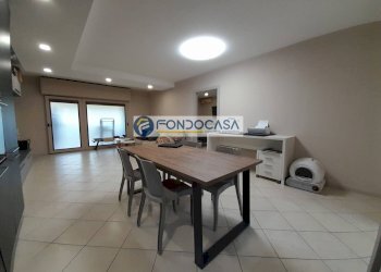 soggiorno e cucina - Bilocale Esenta, Lonato del Garda - foto 24