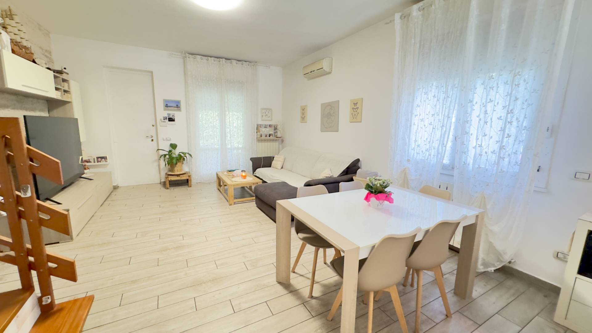 Foto 1 - Villa a Schiera Via Martin Luther King
 
6, Burago di Molgora - foto 1