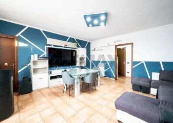 Sala da pranzo - Trilocale via Vialato
 
3, Cadelbosco di Sopra - foto 6