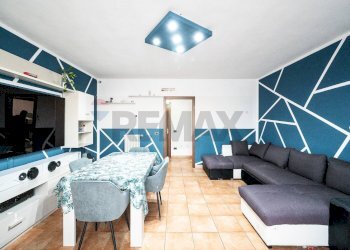 Sala da pranzo - Trilocale via Vialato
 
3, Cadelbosco di Sopra - foto 7