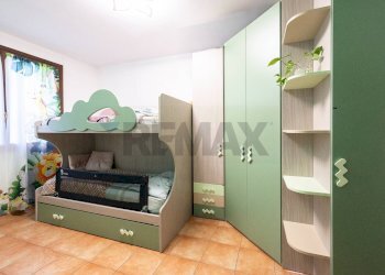 Camera / camera da letto - Trilocale via Vialato
 
3, Cadelbosco di Sopra - foto 24