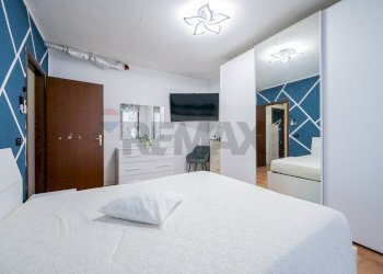 Camera / camera da letto - Trilocale via Vialato
 
3, Cadelbosco di Sopra - foto 30