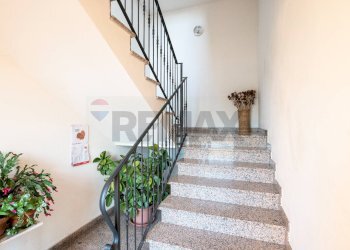 Scale - Trilocale via Vialato
 
3, Cadelbosco di Sopra - foto 38