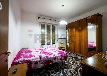 Camera / camera da letto - Bilocale Via Giuseppe Micheli
 
11, Parma - foto 6