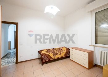 Camera / camera da letto - Bilocale Via Giuseppe Micheli
 
11, Parma - foto 20