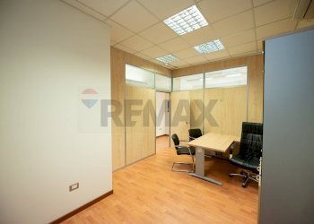 Ufficio - Commercial Premises Via Federigo Verdinois
 
6, Roma - photo 11