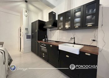 Foto 5 - Trilocale Via Campana
 
11, Varazze - foto 5