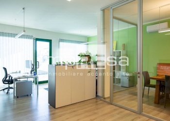 Foto 10 - Ufficio VIA SIMONETTI
 
10, Ponte di Piave - foto 10