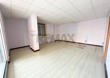 Stanza vuota - Locale Commerciale Via Don Giovanni Minzoni
26, Caltanissetta - foto 6