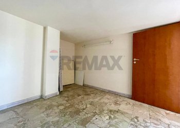 Stanza vuota - Locale Commerciale Via Don Giovanni Minzoni
26, Caltanissetta - foto 11