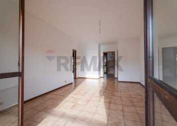 Stanza vuota - Trilocale Via Acqua dei Buoi
 
9b, Nembro - foto 5