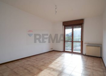 Stanza vuota - Trilocale Via Acqua dei Buoi
 
9b, Nembro - foto 6