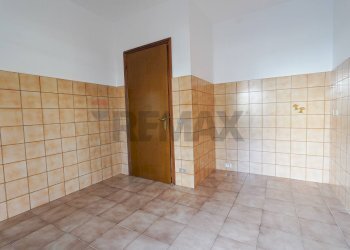 Stanza vuota - Trilocale Via Acqua dei Buoi
 
9b, Nembro - foto 11