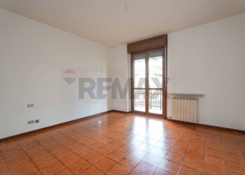 Stanza vuota - Trilocale Via Acqua dei Buoi
 
9b, Nembro - foto 15