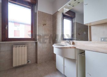 Bagno - Trilocale Via Acqua dei Buoi
 
9b, Nembro - foto 26
