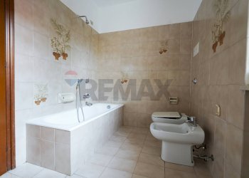 Bagno - Trilocale Via Acqua dei Buoi
 
9b, Nembro - foto 27