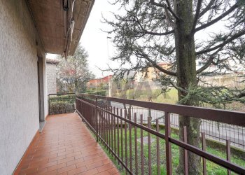 Balcone - Trilocale Via Acqua dei Buoi
 
9b, Nembro - foto 31