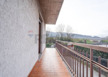 Balcone - Trilocale Via Acqua dei Buoi
 
9b, Nembro - foto 37