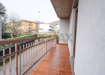 Balcone - Trilocale Via Acqua dei Buoi
 
9b, Nembro - foto 38