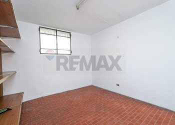 Stanza vuota - Trilocale Via Acqua dei Buoi
 
9b, Nembro - foto 45