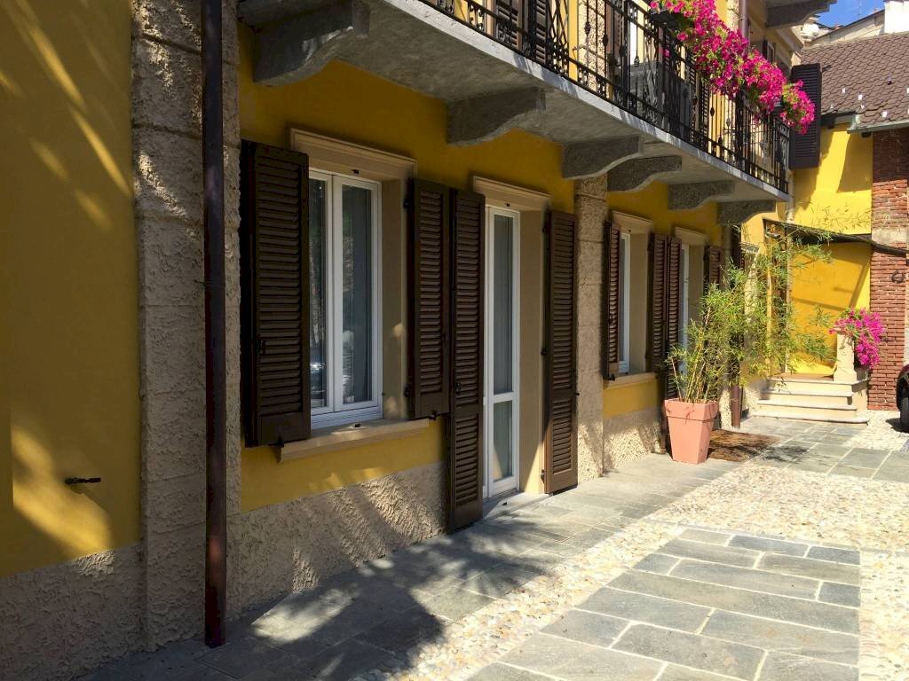 Facciata - Three-room apartment via San Francesco d'Assisi, Varese - photo 2