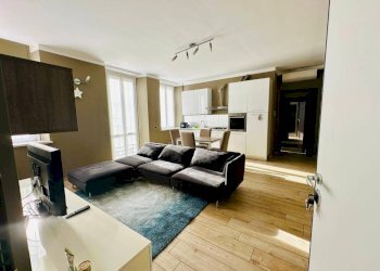 Salone - Trilocale via San Francesco d'Assisi, Varese - foto 7