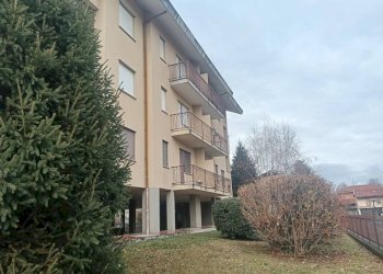 Facciata - Appartamento via 1 Maggio, 10, Giaveno - foto 1