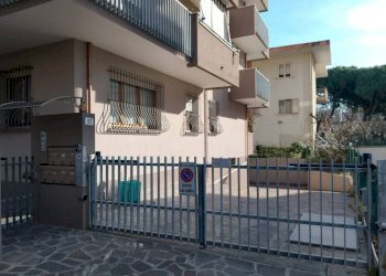 Facciata - Trilocale via Neri da Rimini, 37, Rimini - foto 24